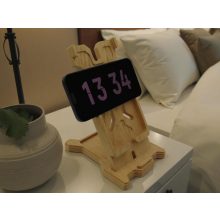 Tölgyfa telefontartó gravírozott